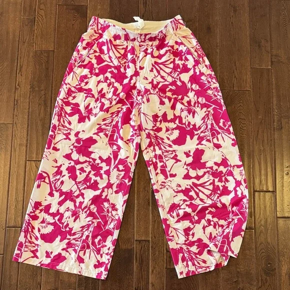 lululemon athletica Pink and Cream Floral Wide-Leg Pants - Picture 1 of 3